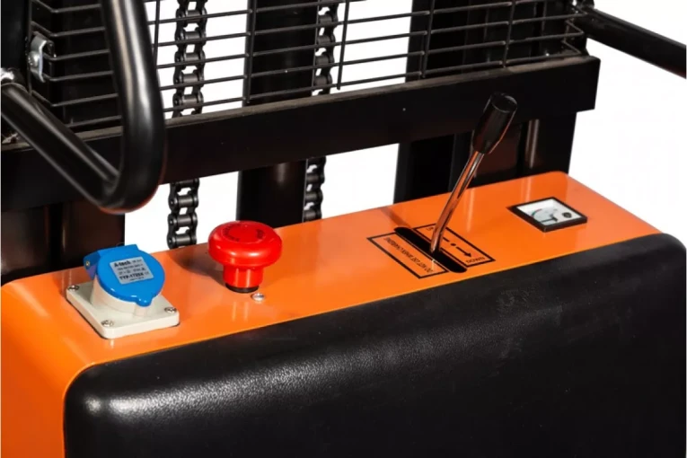 Штабелер электрический самоходный 1,2 т-3,5м Вилы: 1150 , Гелевая АКБ, CL1235J SIBLINE купить в Казани