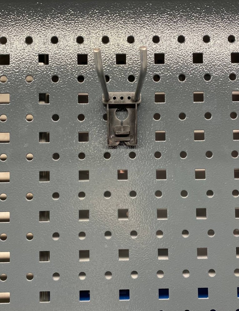 Крючок двойной 100 мм купить в Казани