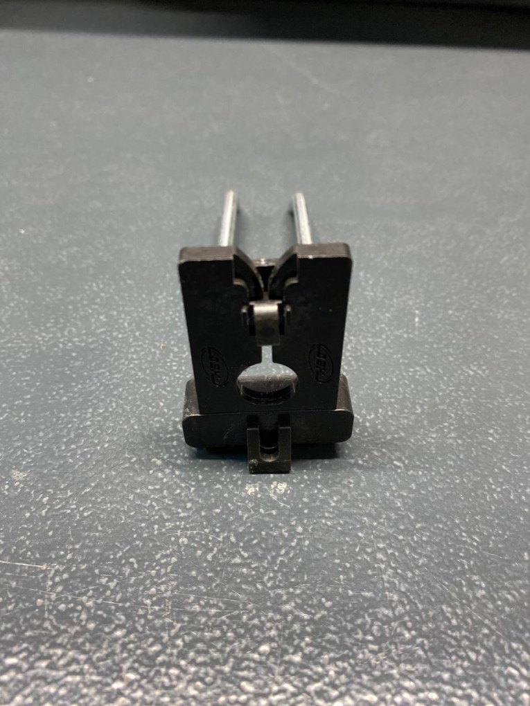 Крючок двойной 100 мм купить в Казани