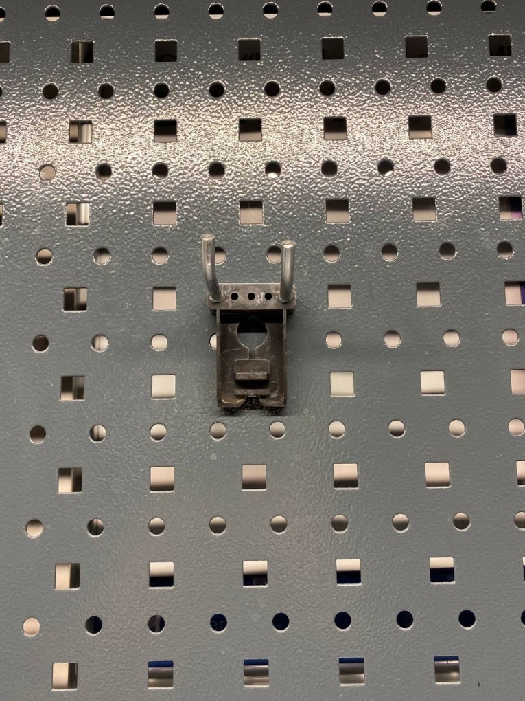 Крючок двойной 38 мм купить в Казани