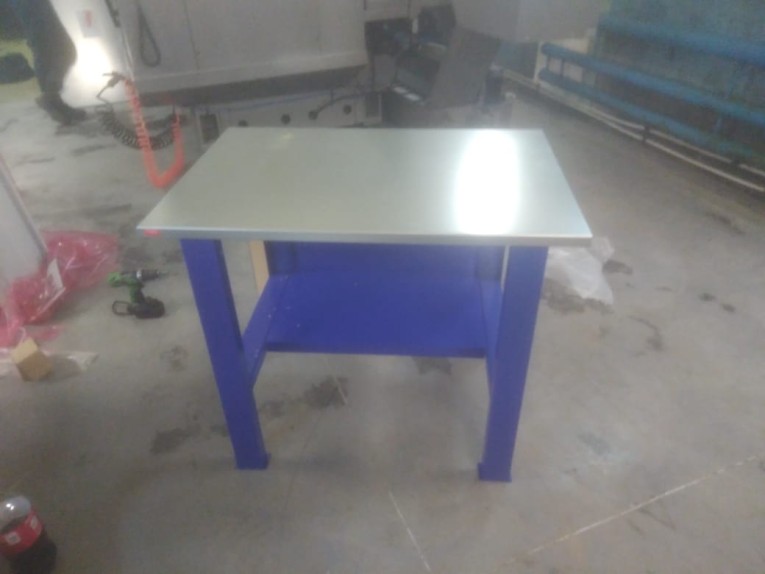 Верстак-стол бестумбовый ВП-1 купить в Казани Верстак-стол бестумбовый ВП-1 купить в Казани