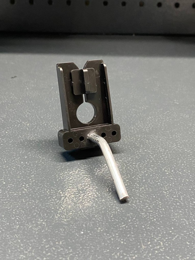 Крючок наклонный 50 мм купить в Казани Крючок наклонный 50 мм купить в Казани