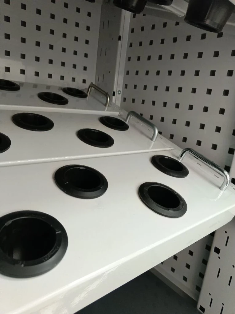 Шкаф инструментальный FBK 20 P.4S купить в Казани Шкаф инструментальный FBK 20 P.4S купить в Казани